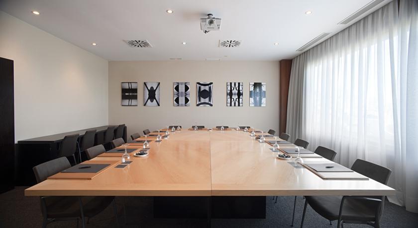 Ac Hotel Huelva By Marriott المظهر الخارجي الصورة
